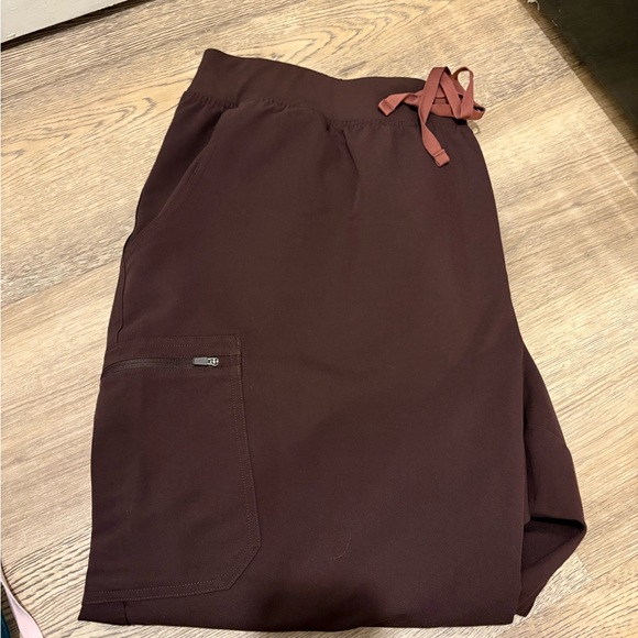 Figs Scrub Set - Picture 4 of 11